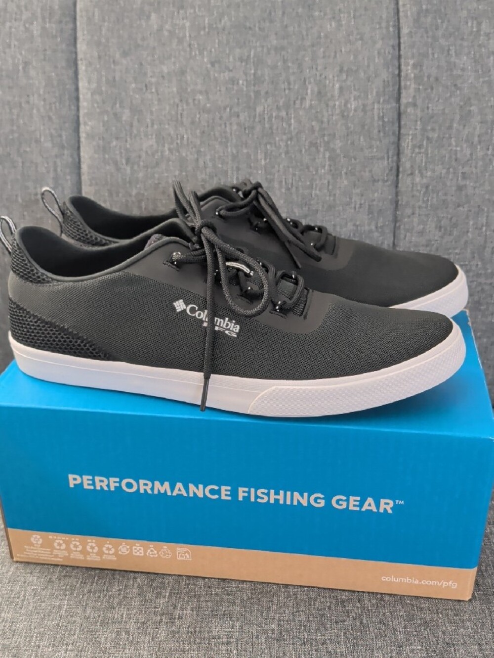 Columbia Men's PFG Sneakers - Picture 2 of 4
